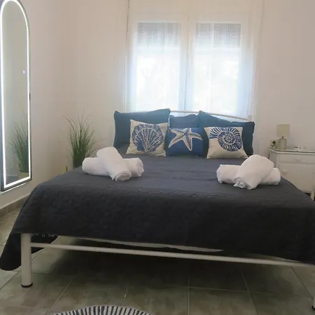 Efterpi Seaside House Case de vacanță *