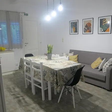Case de vacanță Efterpi Seaside House *