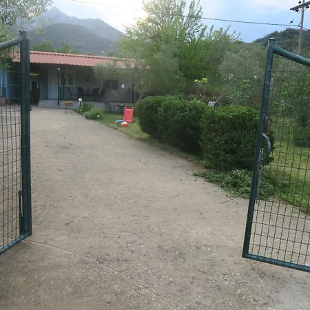 Efterpi Seaside House Case de vacanță *